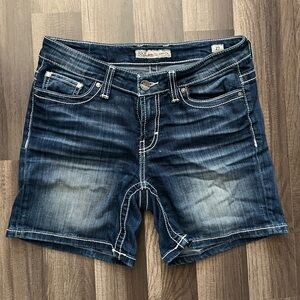 BKE short 4” inseam size 27